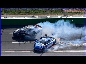 Huge CRASH 🔴 Kyle Larson, Chase Briscoe involved in early Atlanta crash in Stage 1