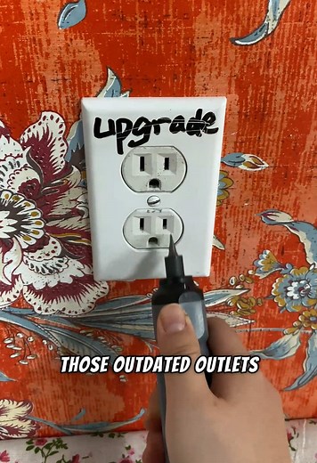 Upgrade Your Outlets with This Smart Surge Protector