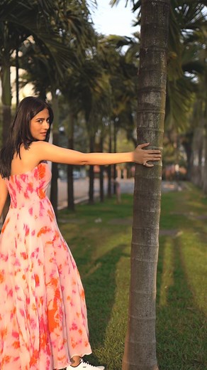 #hug or #kisses ? | Amrita Rao
