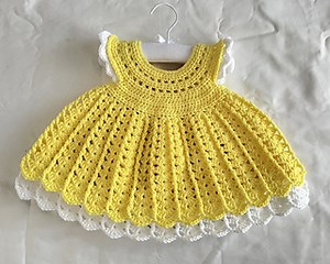baby dress Lauren Princess dress pattern by Frisian Knitting