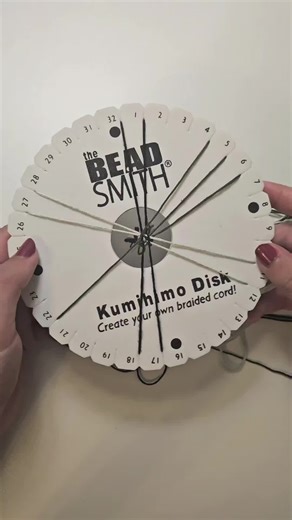 💚 Make a kumihimo bracelet with me! 🛍 Shop my etsy to explore more birthstone and themed kumihimo yarn bracelets Etsy: TiedandTrueFinds #kumihimobracelet #smallbusinessbracelet #smallbusinessjewelry #stringbracelets #yarnbracelet #friendshipbracelet #birthstonebracelet