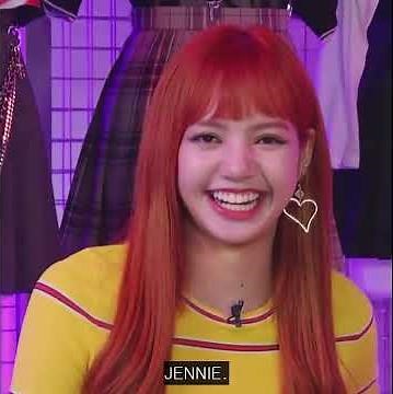 Lisa has a crush on Jennie (Jenlisa Moments)