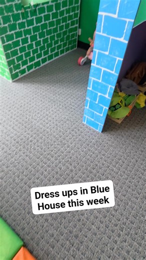 Hello Dress Ups! We're having a blast this week with the dress ups in our Blue House this week. #dressups #fancydress #imaginationplay #under4activities #FamilyFun #CoMOOnityPlayCafe #comoonityplaycafe #KidFriendly #coMOOnitykids #RockyKids #RockyMums #FamilyFriendly #RockhamptonFamilies #schoolholidayfun #PlayCafe | Comoonity Play Cafe