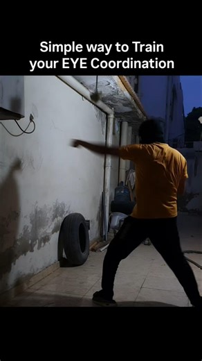 Simplest way to train your eye coordination in fight #boxing #eyes #training #pov #viral #shorts