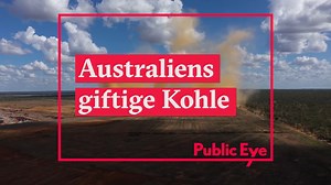𝗥𝗘𝗣𝗢𝗥𝗧𝗔𝗚𝗘 🕵️ Während Europa wegen des Krieges in der Ukraine nach Alternativen zu Öl und Kohle aus Russland sucht, eröffnet Australien Dutzende von Kohleminen. In den Weiten von Queensland traf Public Eye Aborigines und Aktivist*innen, die Widerstand gegen die Schaufel- und Dynamit-Lobby leisten. 📣𝗨𝗡𝗧𝗘𝗥𝗦𝗖𝗛𝗥𝗘𝗜𝗕𝗘 𝗗𝗜𝗘 𝗣𝗘𝗧𝗜𝗧𝗜𝗢𝗡 für eine Welt ohne Kohle: publiceye.ch/stopp-kohle #StoppKohle | Public Eye