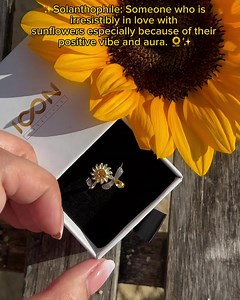 7 comments | This fidget ring is the cutest! 殺殺 Designed to help manage anxiety, reduce stress, and increase focus. ✨凉 Order here: https://iconcreatives.store/sfr Original 925 Sterling Silver ✨ COD & Free Shipping Nationwide | Icon Creatives | Facebook