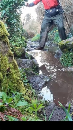 SOUTH WEST COAST PATH IS FLOODED, winter hiking. #wildcampinguk #loveoutdoors #microadventures