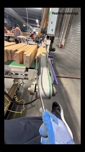 Real Engineerings | Engineering & Technology & Gadgets & DIY on Instagram: "Factory Flow: Automated Edge Sanding! 🪵🏭 ​Watch the hypnotic rhythm of mass production! This woodworking line is processing hundreds of wooden blocks per hour, turning rough cuts into smooth components. ​Precision in Every Pass ​This machine is designed for speed and consistency: ​The Conveyor System (0:00 - 0:05): The green belt acts as a continuous feeder, pushing the wooden blocks forward with consistent speed. This