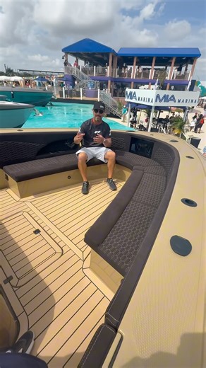 First @f1 walkthrough, aboard a 52’ @midnightexpressboats. Our apologies if the sound didn’t come through as usual, but we have some horses making a ruckus in the area. | Center Consoles Only
