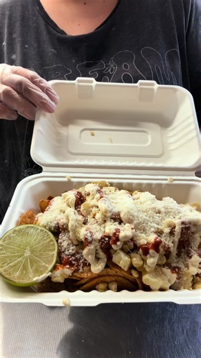 TostiElote ❤️❤️ 76 Belvedere street San Rafael CA #cafeypanaderiacelestial #sanrafael #foodtruck