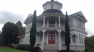 Iconic Roseburg landmark Parrott House receives makeover, new life as restaurant