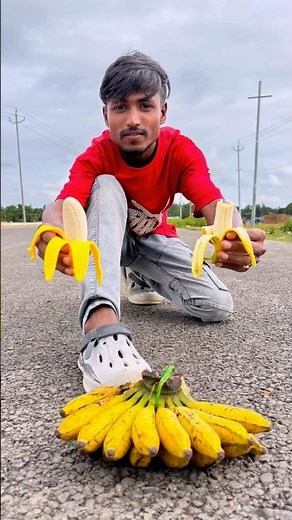Original banana 🍌 ￼vs duplicate banana 🍌 unboxing deko 😱￼