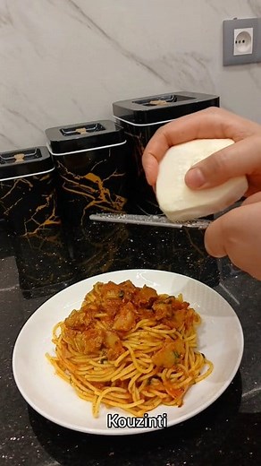 7K views · 92 reactions | ASMR Cooking – Easy & Quick Tomato Sauce Spaghetti (No Talking) . Easy and quick pasta recipe. Relaxing kitchen sounds & simple ingredients. #asmrcooking #notalking #cookingasmr #easydinner #simplepasta #quickrecipe #homecooking #relaxingcooking #reels #fyp #viral #spaghetti | Kouzinti | Facebook