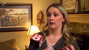 Duck gets a prosthetic leg, is very happy about it