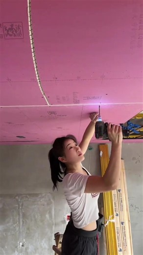 Ceiling decoration construction 🦺 #ceilinginstallation
