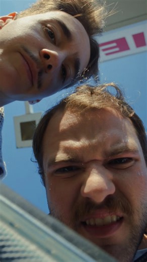 Pleins Écrans on Instagram: "C’est jour de fête 🎉 Le temps est enfin venu de découvrir la sélection de courts métrages qui seront à l’honneur lors de la 10e édition anniversaire du festival Plein(s) Écran(s) : 👉 32 films en Compétition officielle 👉 4 courts en carte blanche présentés par Vision du Réel 👉 7 événements virés su’l top (festifs) 👉 Tout ça gratuitement, à chaque jour (ou presque) Découvre toute la programmation au pleinsecrans.com, au même endroit où tu pourras voir les films d