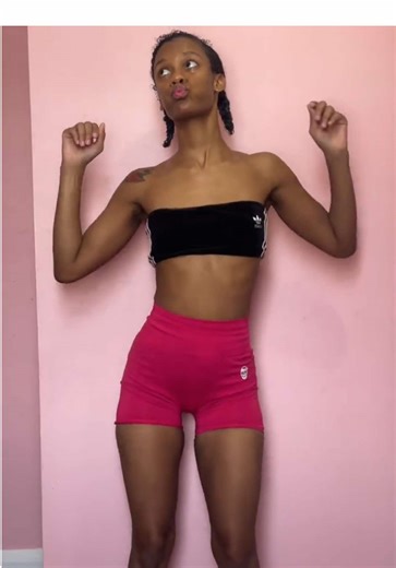 Like a snicker chocolate 🍫 #brownskin #fyp #dance #oohstfu #viral | dance