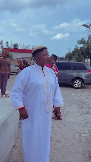 A champion is defined not by their wins but by how they can recover when they fall. No matter what you’re going through, there’s a light at the end of the tunnel. | Ezenwanyi Oshimiri global