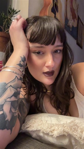 Jean Gebhard (@jean.gebhard)’s videos with Kingston by Faye Webster - Pruelx
