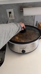 the origin story of @depthsofwikipedia’s NYC perpetual stew that went viral this summer! What started as a small plan for Annie and her friends turned into a huge community stew party in Bushwick #StewSummer #PerpetualStew #Bushwick | TikTok