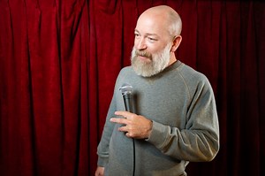 Comedian Kyle Kinane Unveils New Special ‘Dirt Nap,’ Tour Dates For 2024