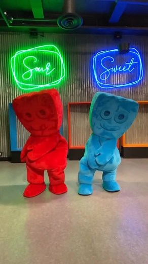 Hip Hop Harrying our way through NYC #SourPatchKidsDay #sourpatchkids #sourthensweet #newyorkcity