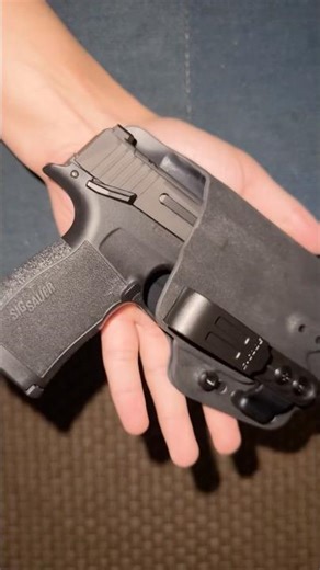 My newest EDC setup — Sig Sauer P365XL w/ Streamlight TLR-7 X Sub — ignore the manual safety🫡 #edc