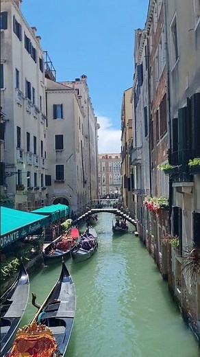 Explore Italian Venice: Virtual Walking Tour of Venetian Canals & Hidden Gems