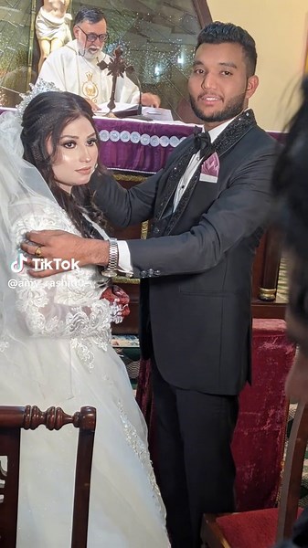 Beautiful Wedding Ceremony Highlights of Bride and Groom