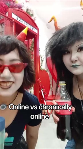 Homestuck Cosplay: Vriska and Terezi Moments