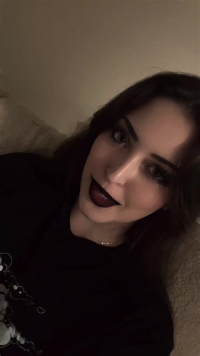 Exploring Humor in Alcohol Dependency