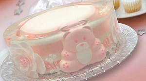 293K views · 5.4K reactions | These stunning cakes have a delicious fruity taste and a creamy, strawberry mousse filling. Learn how to make them at: GelatinArtMarket.com | Gelatin Art Market | Facebook