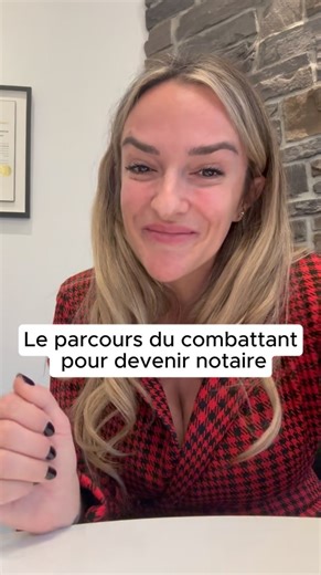 Le parcours du combattant pour devenir notaire. On me demande souvent ce que j’ai dû étudier pour exercer ce métier. Je réalise que beaucoup de gens ne connaissent pas tout le travail derrière le titre de notaire, et honnêtement, ça me surprend toujours un peu. J’aimerais donc prendre un moment pour vous parler de mon parcours afin d’aider à mieux comprendre tout l’engagement que ça demande. Tout commence au Cégep, deux années où il faut viser une moyenne vraiment élevée. Dans mon cas, j’avais a