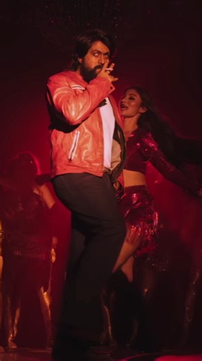 Suman Mali 🔵 on Instagram: "★＼♪★ Presenting The Glorious Vibe Song And Rocking Dance 🪩 #GaliGali from the movie #KGF Happy Birthday @srinidhi_shetty 👑🥰 #RockingStar @thenameisyash @imouniroy @duttsanjay @imsimhaa @avinashbs #GarudaRam @officialraveenatandon @tanishkbagchi @nehakakkar @ravibasrur @ritesh_sid @lakkilakshman1 @faroutakhtar @prasahanthneel ⚚ A @therssuman Creation ✨💫#therssuman And @aafilms.official Presents A @hombalefilms #Yash, #SrinidhiShetty #MouniRoy #kgfchapter1 @tseries