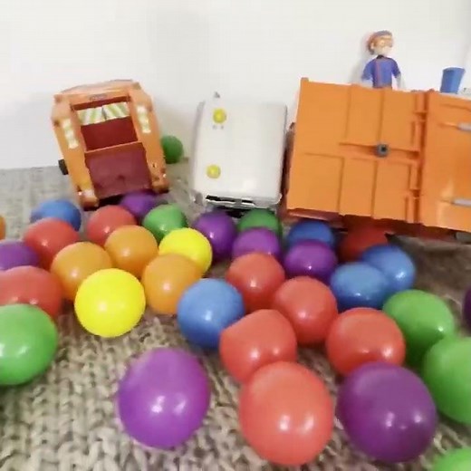 Huge Garbage Truck Toys Collection for Kids | trash trucks blippi toddler | min min playtime