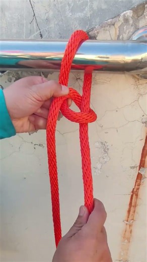Practical knotting techniques with strong load bearing capacity
