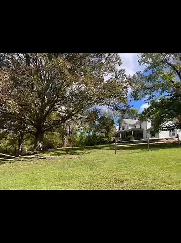 The Stuart House in Saltville, Virginia. We visited the house again today. Such a beautiful setting! Close on it in two weeks. #oldhouselife #saltvilleva | Old House Life - Michelle Bowers