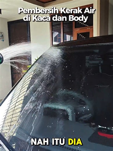 Rekomendasi Pembersih Kerak dan Kaca Mobil Efektif