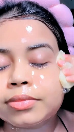 I Can’t Believe How Instantly This Coffee Scrub Makes My Skin Glow! ✨