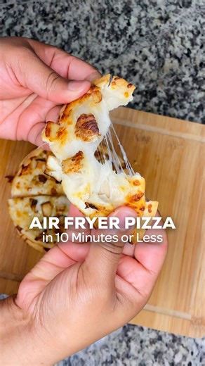 Need dinner in a flash? Try this Air Fryer Chicken Fajita Pizza! 🍕 Whether you're feeding yourself or the whole crew, this quick and easy recipe comes together in under 10 minutes. It’s the perfect fix for busy summer nights — packed with flavor, kid-approved, and made right in the air fryer. Here’s how to make it: Start with 2 small flour tortillas (or more!) Top the tortillas with Soules Kitchen Fajita Chicken Add shredded mozzarella cheese Air fry at 350°F for 6 minutes! | Soules Kitchen