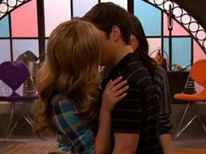 iCarly Season 4 episode 13 iDate Sam and Freddie - video Dailymotion