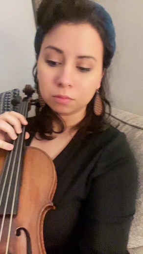 Learn how to read sheet music for the violin—this example is in D major! Ask for help if you have something other than two #’s at the beginning ♥️ #violintok #violintip #violinist #violin