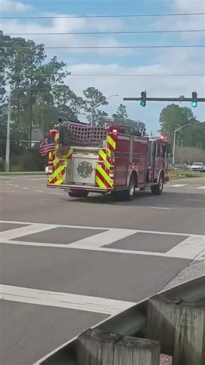 PCFD Engine 25 and FCFR Rescue 55 Responding code 3 *Read description* #flaglercounty #palmcoast #fd