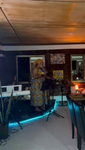 Soulful Night at Sogno Bar & Grill with Esta Pasifika