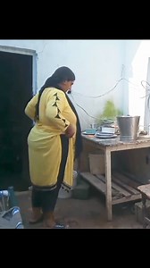 549K views · 20K reactions | Sara Pani Mery Upar Gir Gaya | Today I'm Pick A Bucket Of Water  | Village Life Vlogs #bucket #water #village | Sonia Rani | Facebook