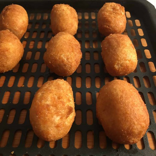 Mini Corn Dogs in Air Fryer (Time and Temp)