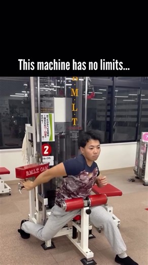 Range of Strength Community on Instagram: "Smooth shoulder movement in action 🔥 Repost • @uchida_89_official 【Initial Load Training】 It’s similar to the previous one, but slightly different. This movement places more emphasis on the clavicle. The idea is to move as if you’re bringing the clavicle forward. By improving the range of motion of the clavicle, it can help prevent impingement and enhance scapular stability. It may feel a bit intimidating at first, but once you get used to it, you’ll b