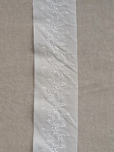 Martha Pullen Swiss Cotton Insert in White - Floral – Rare Heirloom Insertion Trim - Swiss Embroidery - Etsy