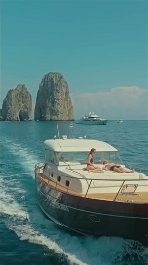 Capri & Amalfi Coast Luxury All-Inclusive Private Boat Tour