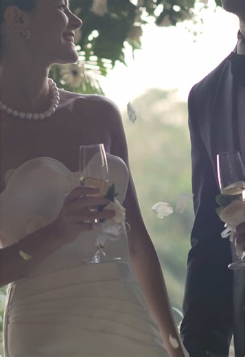 POV: you just found your jungle wedding venue Say “I do” surrounded by lush greenery and an atmosphere made for unforgettable moments at The Kayon Jungle Resort. Ready to begin your forever here? #weddingvenue #thekayonjungleresort